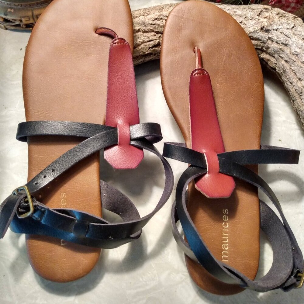 Maurices Strappy Flip Flop Sandals 9